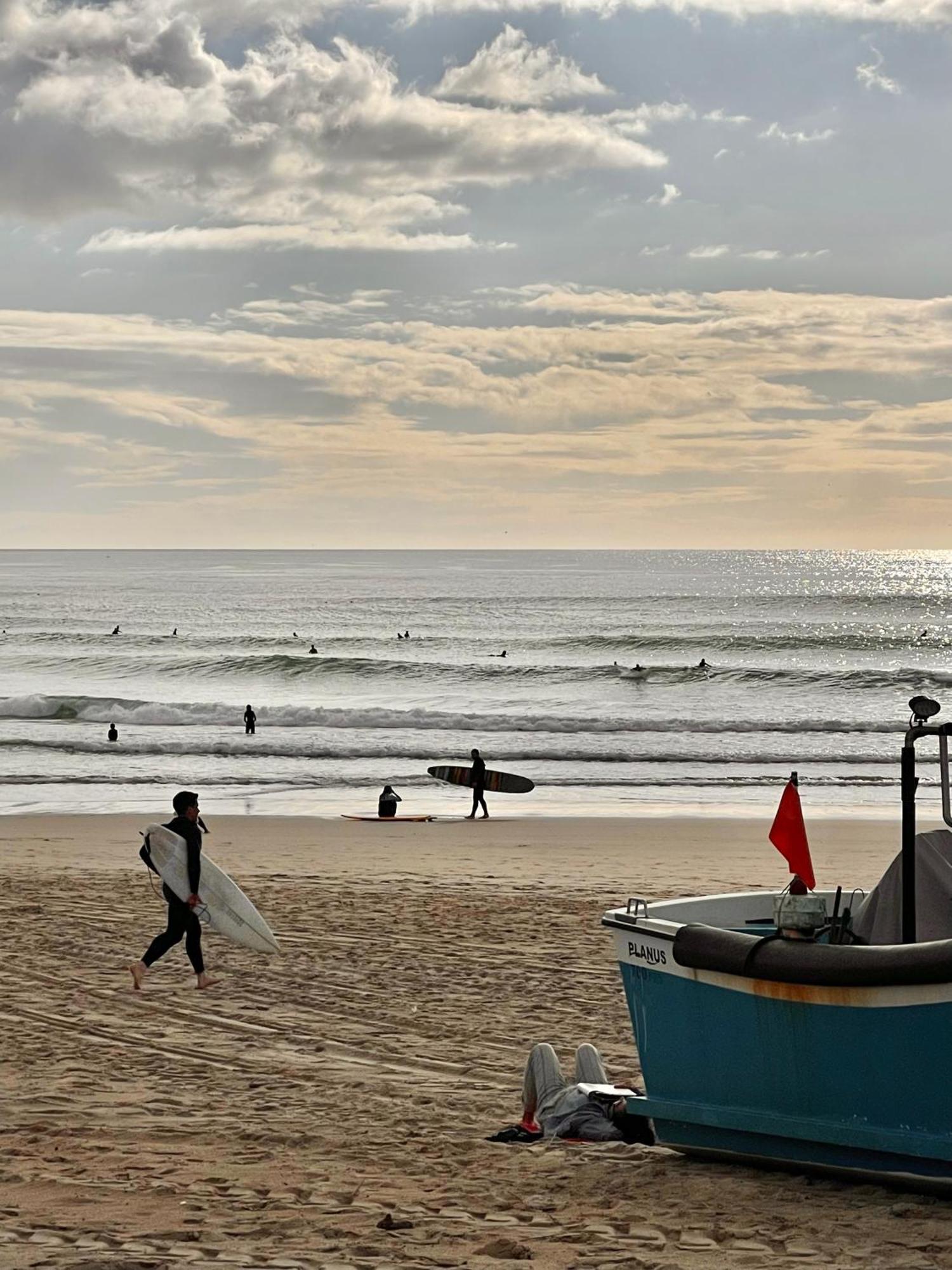 1-Bedroom Sea View Apartment With Private Balcony Costa Da Caparica, Just 5 Minutes From The Beach 卡帕里卡海岸 外观 照片