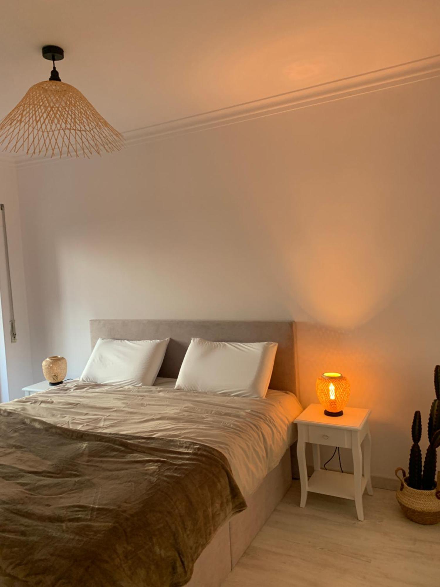1-Bedroom Sea View Apartment With Private Balcony Costa Da Caparica, Just 5 Minutes From The Beach 卡帕里卡海岸 外观 照片