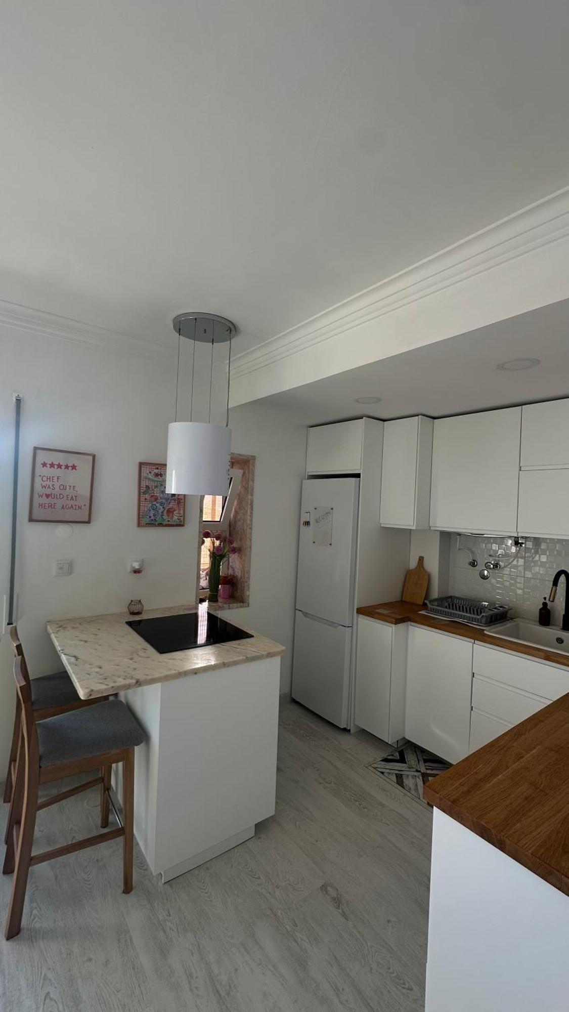 1-Bedroom Sea View Apartment With Private Balcony Costa Da Caparica, Just 5 Minutes From The Beach 卡帕里卡海岸 外观 照片